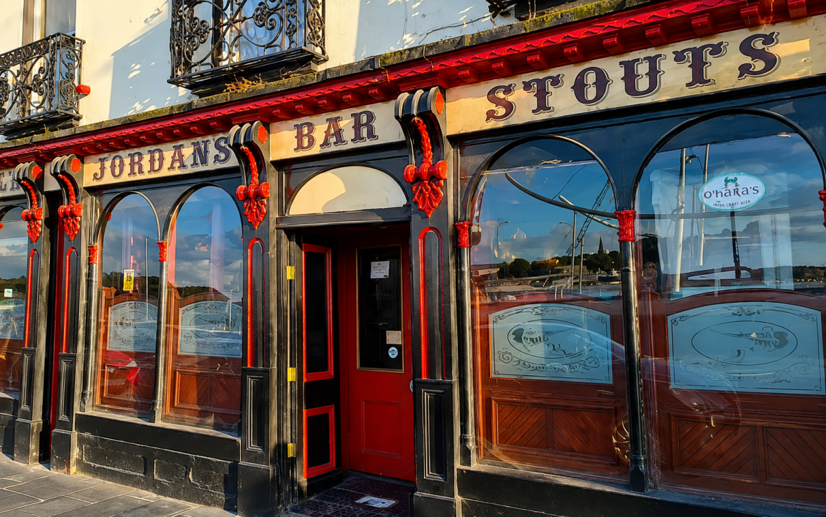 Jordan’s Bar traditional Irish pub on Parade Quay in Waterford City