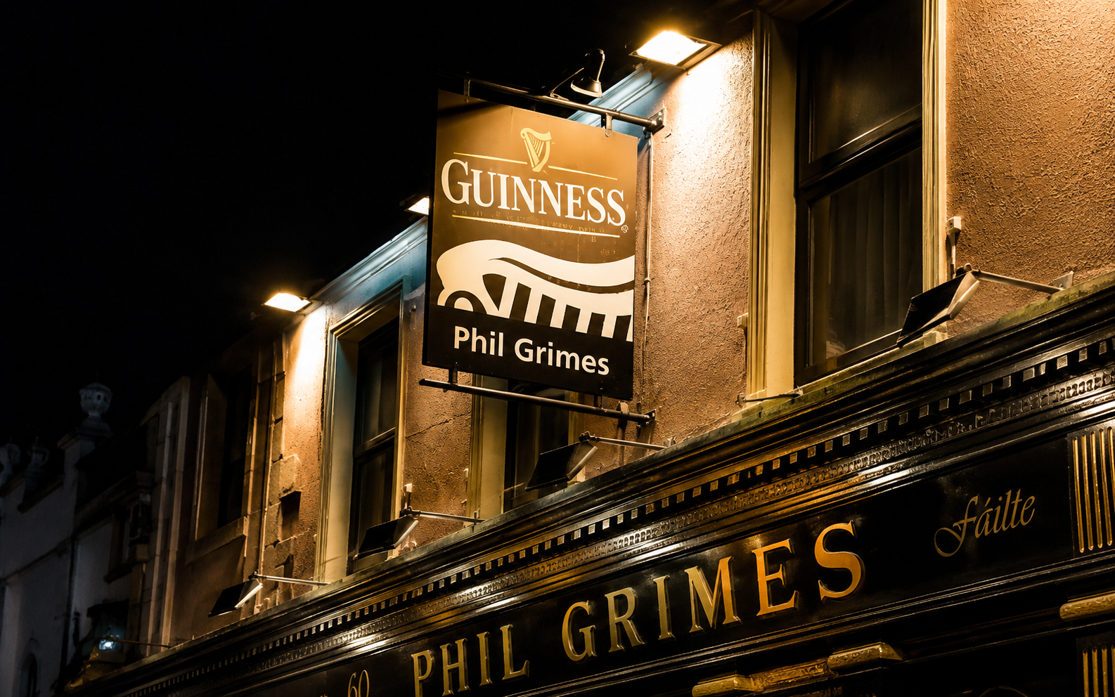 Phil Grimes traditional pub and live music venue on Johnstown in Waterford City
